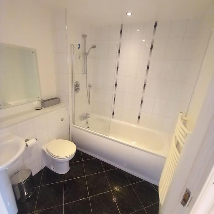 Centrally Situated 1 Bedroom Apartment! Birmingham Zewnętrze zdjęcie