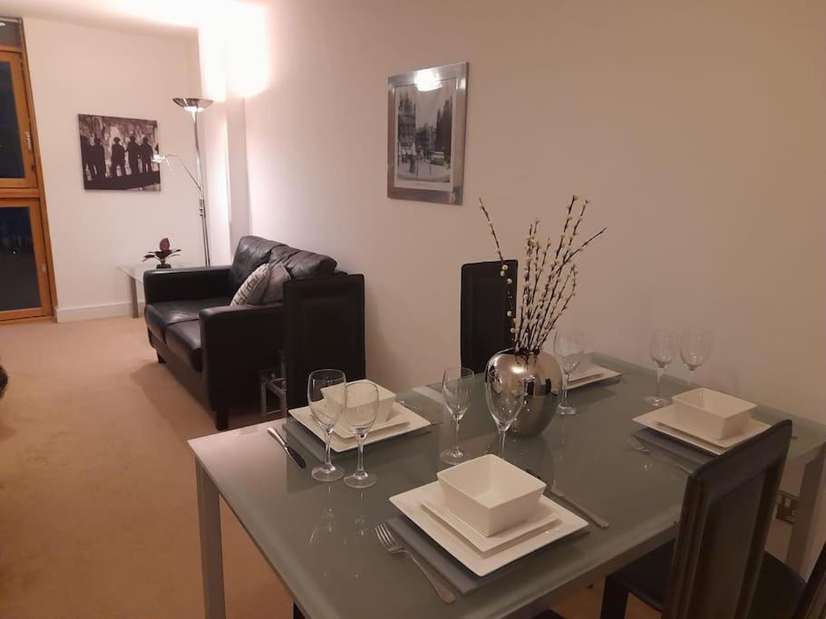 Centrally Situated 1 Bedroom Apartment! Birmingham Zewnętrze zdjęcie